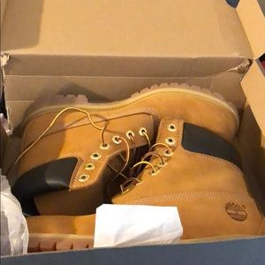Men’s Timberlands 8.5